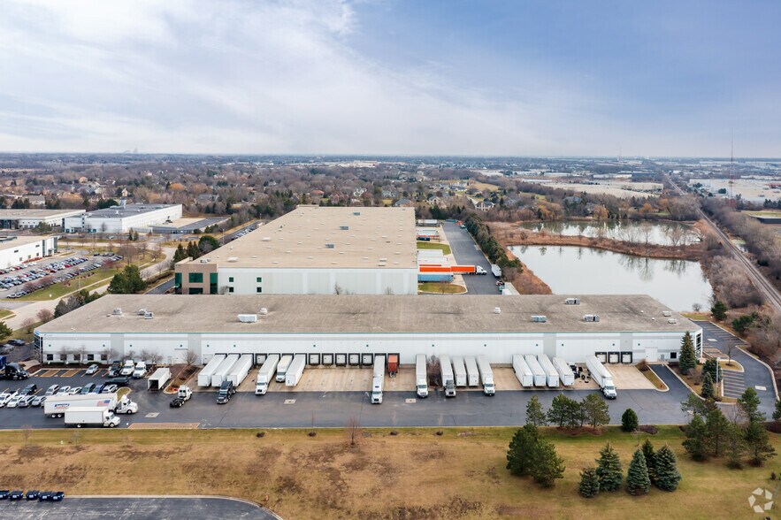 More Photos Of 1625 Hunter Rd, Hanover Park Warehouse For Lease