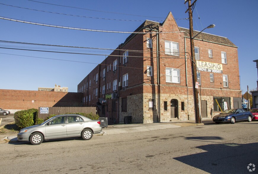 More Photos Of 4631-4653 Centre Ave, Pittsburgh Apartments For Lease