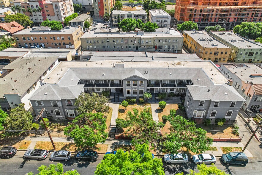 Primary Photo Of 372 Columbia Ave, Los Angeles Apartments For Sale