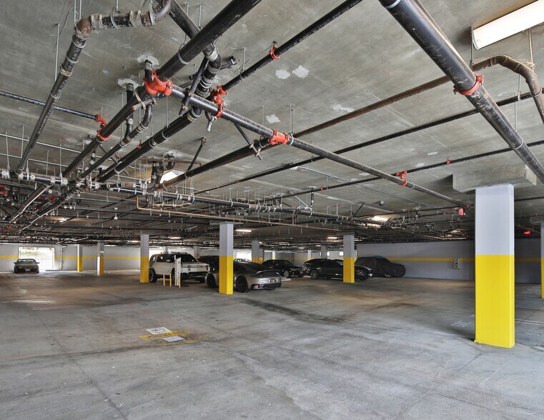 More Photos Of 1300 W Mission Blvd, Pomona Apartments For Sale