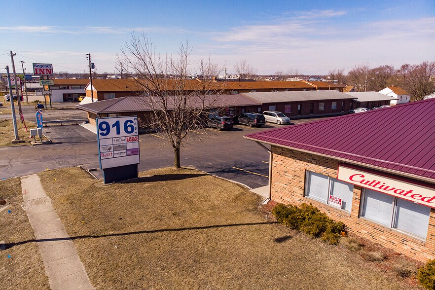 More Photos Of 916 W Coliseum Blvd, Fort Wayne Medical For Lease