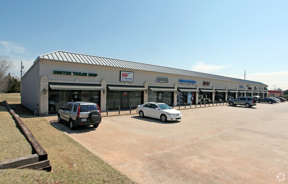 Primary Photo Of 16600-16622 N Western Ave, Edmond Unknown For Lease