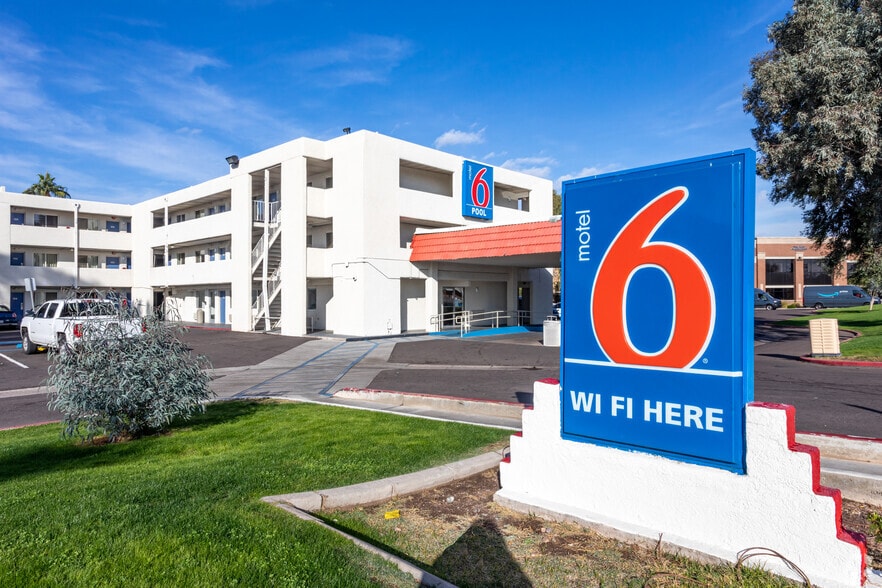 More Photos Of 1720 S Priest Dr, Tempe Hotel For Sale