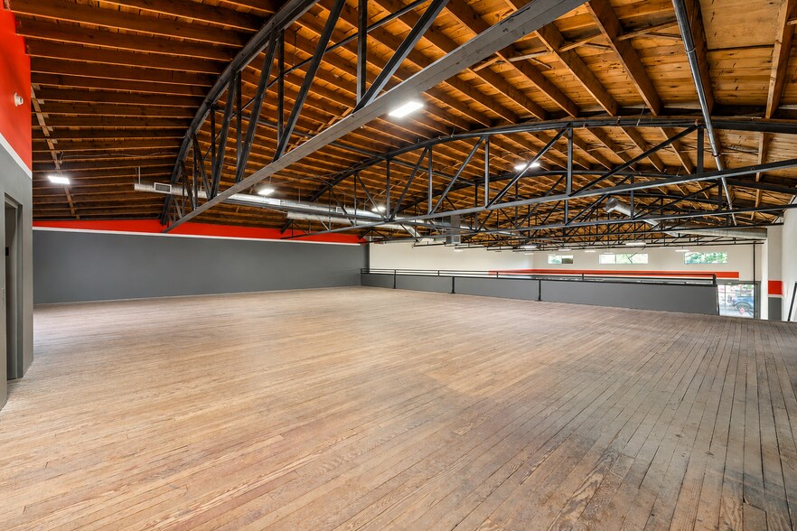 More Photos Of 7674 Main St, Midvale General Retail For Lease