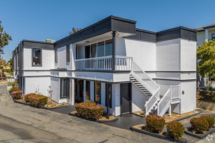 More Photos Of 1241 Carlsbad Village Dr, Carlsbad Medical For Sale