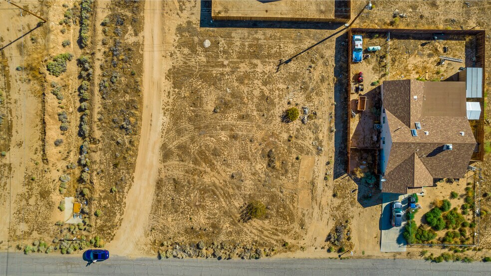 More Photos Of 7850 Bay Ave, California City Land For Sale