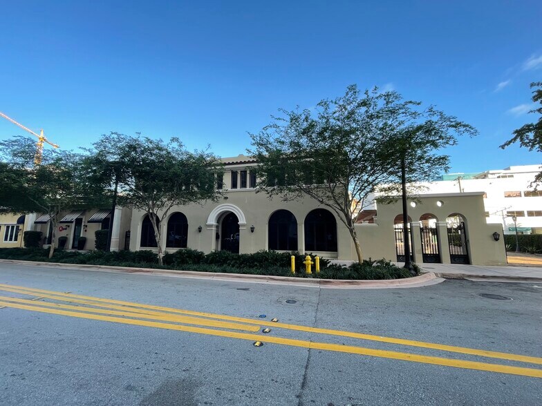 More Photos Of 133 Sevilla Ave, Coral Gables Medical For Lease