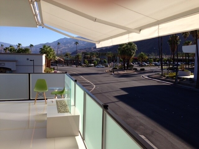More Photos Of 560-562 S Indian Canyon Dr, Palm Springs Storefront Retail Residential For Lease