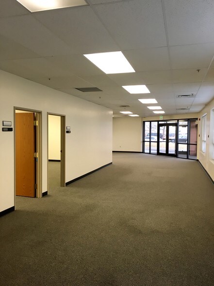 More Photos Of 2369 Orton Cir, Salt Lake City Light Manufacturing For Lease