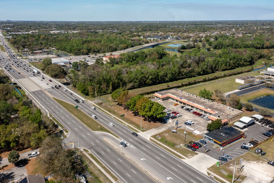 More Photos Of 9645 E Colonial Dr, Orlando Unknown For Lease
