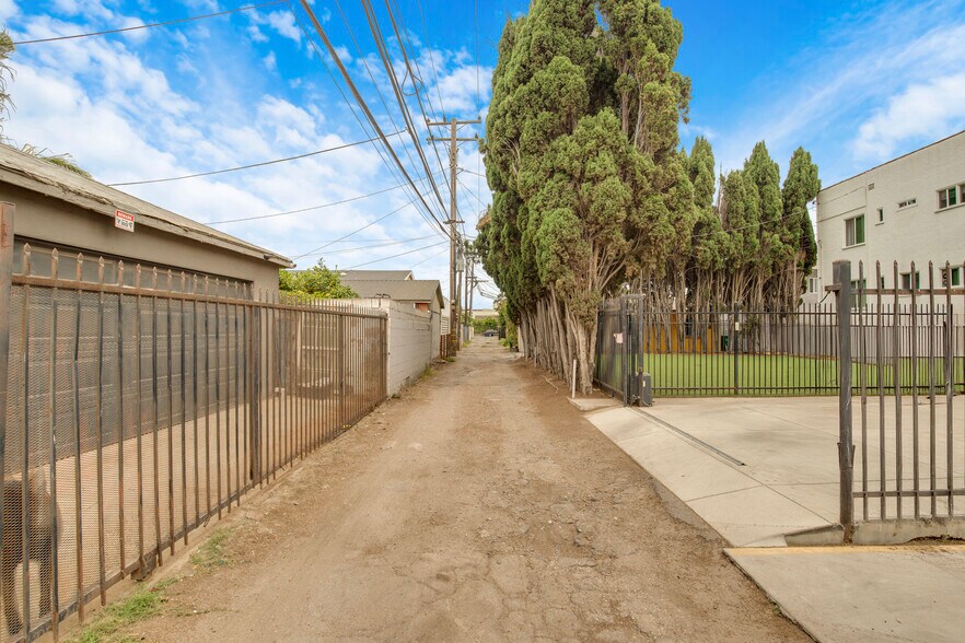 More Photos Of 1430 Elm Ave, Long Beach Apartments For Sale
