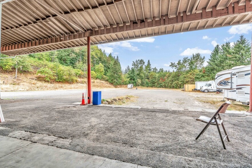 More Photos Of 6729 SE 162nd Ave, Portland Horse Stables For Sale