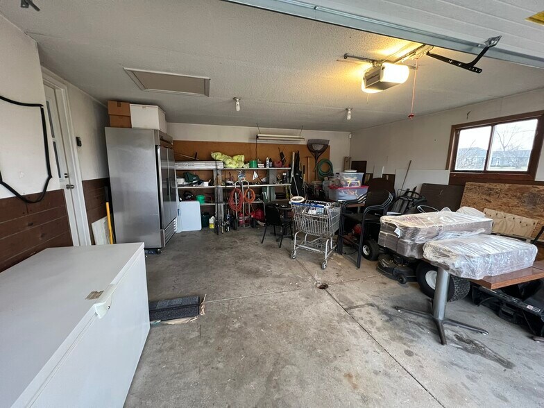 More Photos Of 7405/7409 Wayne Trce, Fort Wayne Storefront Retail Residential For Sale