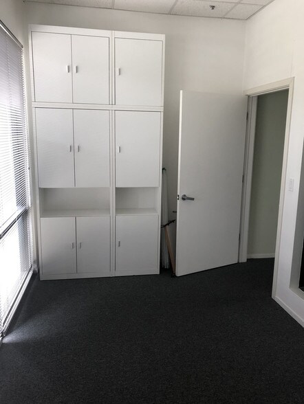 More Photos Of 7010 Soquel Dr, Aptos Office For Lease