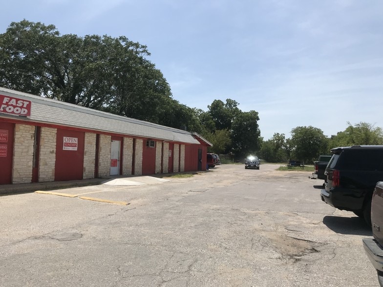 More Photos Of 905-909 Montopolis Dr, Austin Land For Sale