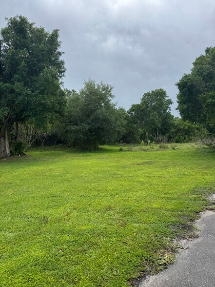More Photos Of 6310 41st St, Vero Beach Land For Sale