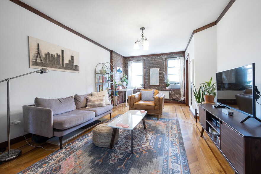 More Photos Of 146 N 7th St, Brooklyn Apartments For Sale