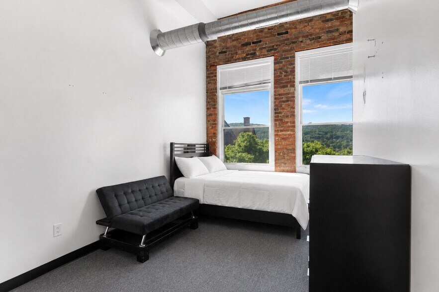 More Photos Of 123 Court St, Binghamton Apartments For Sale