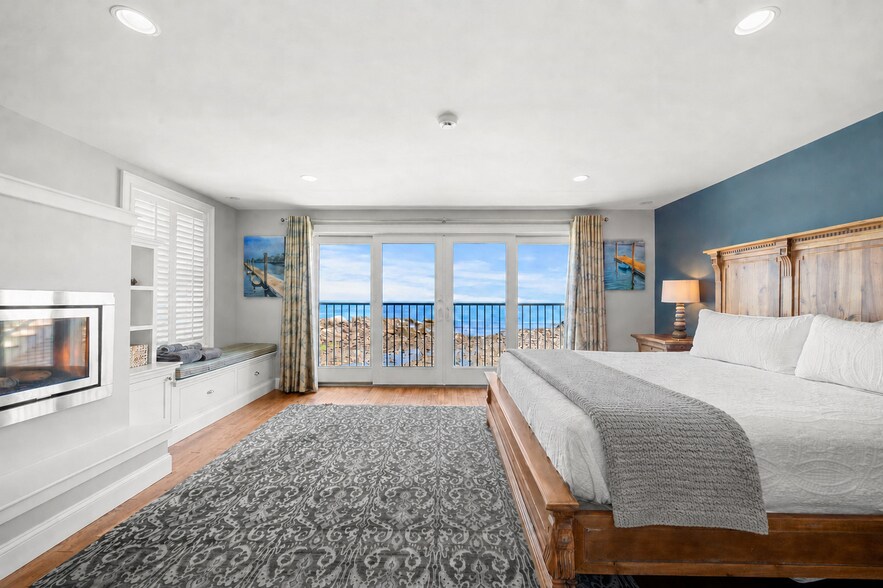 More Photos Of , Ogunquit Unknown For Sale