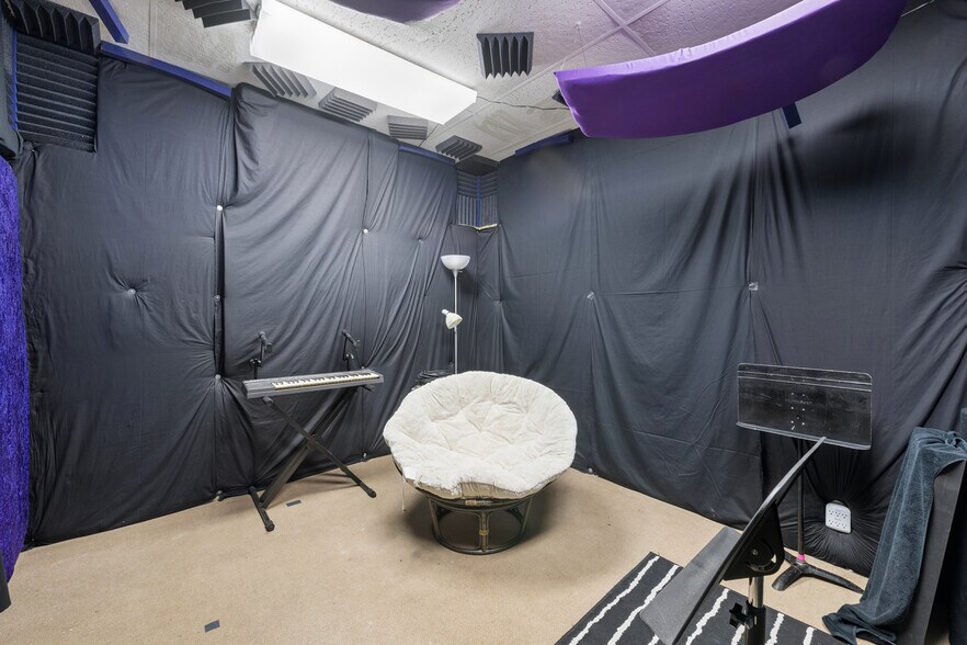 More Photos Of 1320 E Imperial Ave, El Segundo Loft Creative Space For Sale