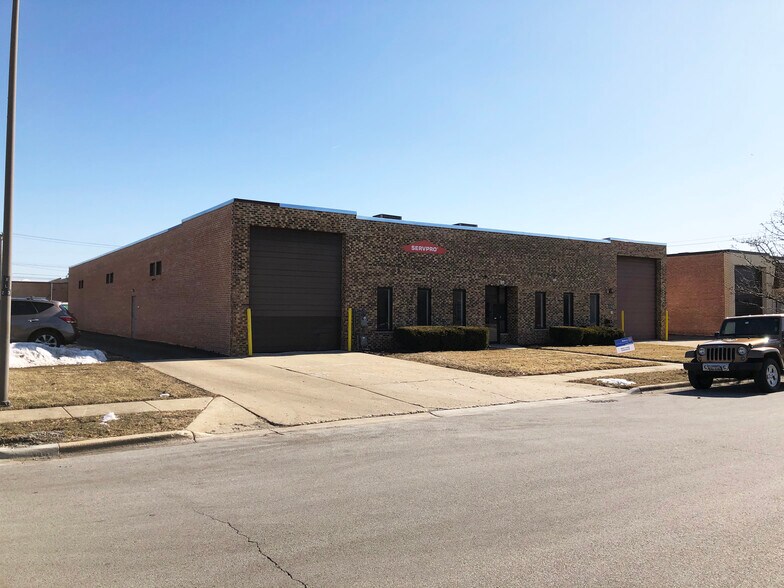 More Photos Of 91 N Lively Blvd, Elk Grove Village Manufacturing For Sale