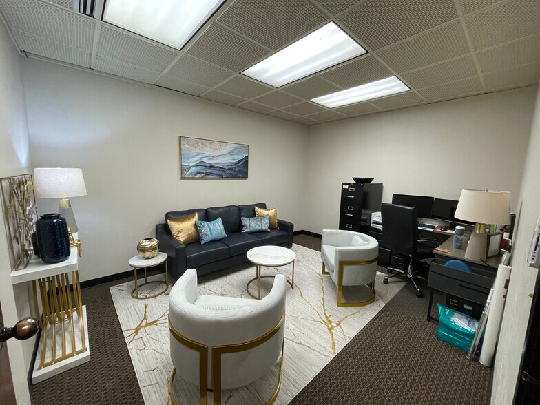 More Photos Of 100 2nd St E, Whitefish Office Residential For Lease