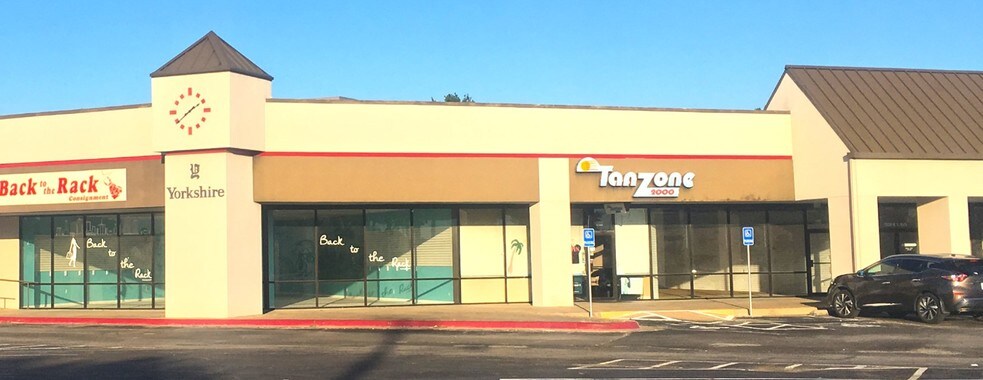 More Photos Of 1300-1336 S York St, Muskogee Unknown For Lease