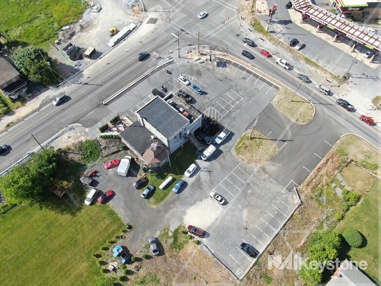 More Photos Of 3341 Pricetown Rd, Fleetwood Freestanding For Sale