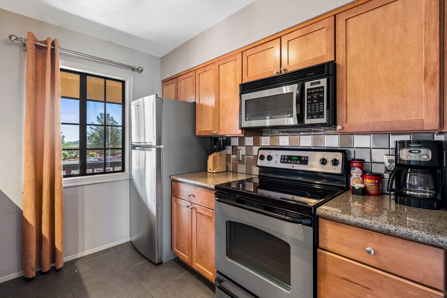 More Photos Of 100 Canyon Circle Dr, Sedona Apartments For Sale