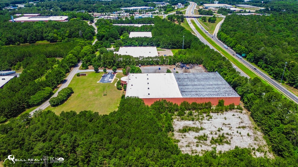 More Photos Of 14290 Lochridge Blvd, Covington Distribution For Lease