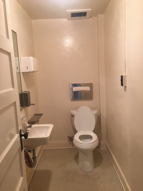 More Photos Of 120-140 E Santa Fe Ave, Fullerton Freestanding For Lease