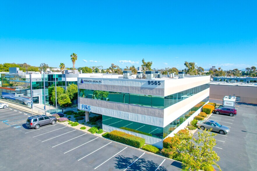 More Photos Of 9565 Waples St, San Diego Medical For Sale