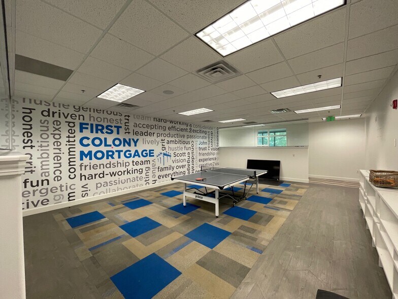 More Photos Of 552-580 W 800 N, Orem Medical For Sale