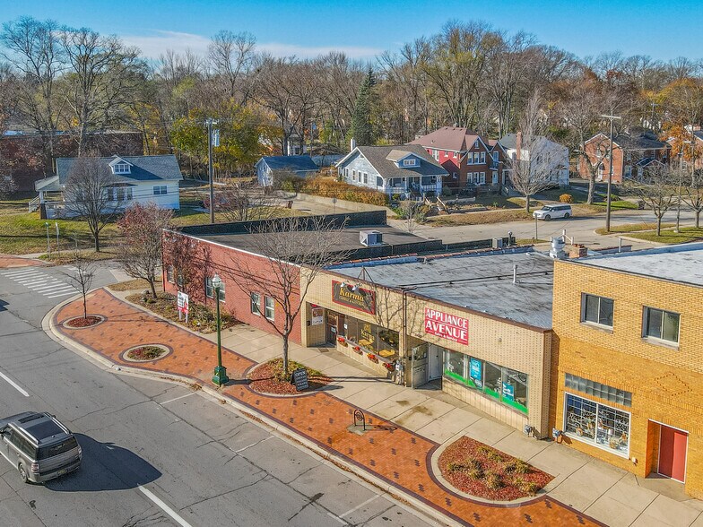 More Photos Of 35640 W Michigan Ave, Wayne Medical For Lease