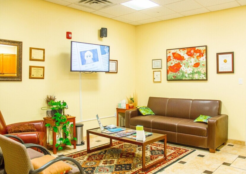 More Photos Of 1101 Golf Course Rd SE, Rio Rancho Medical For Sale