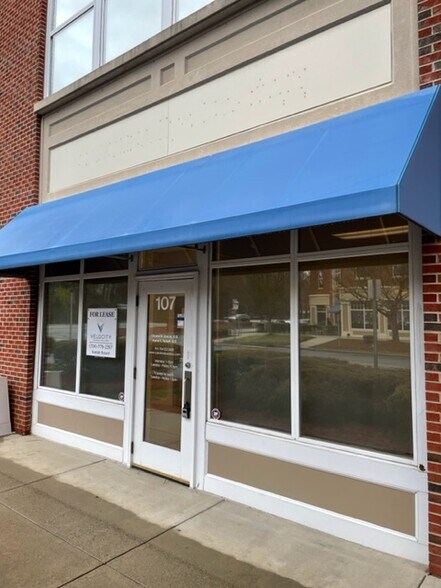 More Photos Of 4350 Main St, Harrisburg Storefront Retail Office For Lease