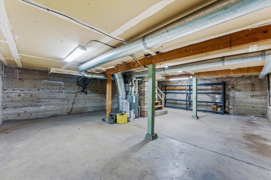 More Photos Of 277 Vassar St, Reno Freestanding For Sale