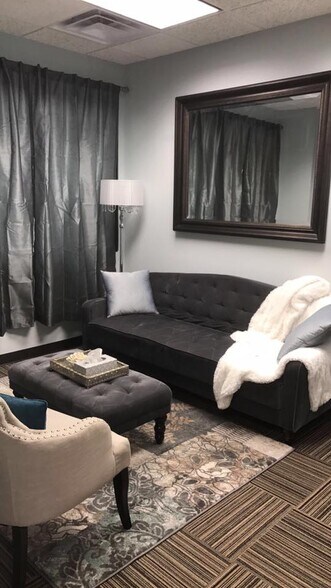 More Photos Of 535 Wellington Way, Lexington Medical For Sale