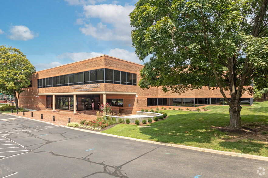 Primary Photo Of 10800-10802 Parkridge Blvd, Reston Office For Lease