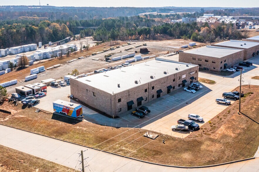 More Photos Of 4337 McBrayer Rd, Oakwood Warehouse For Lease