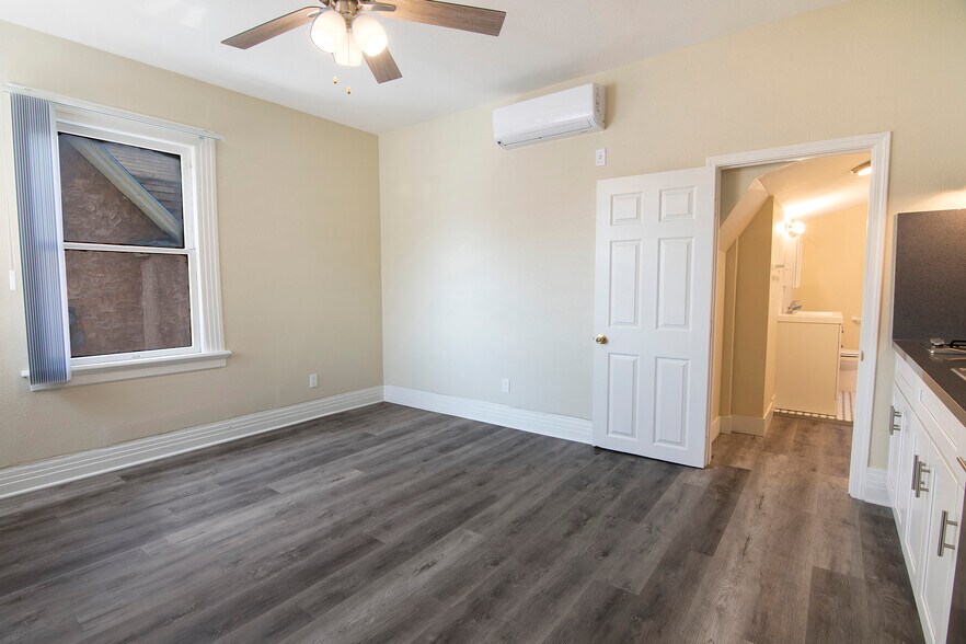 More Photos Of 1703 Toberman St, Los Angeles Apartments For Sale