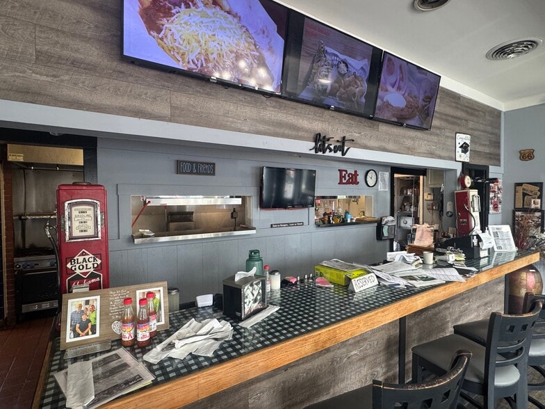 More Photos Of 4017 NE Canton Rd, Marietta Restaurant For Sale