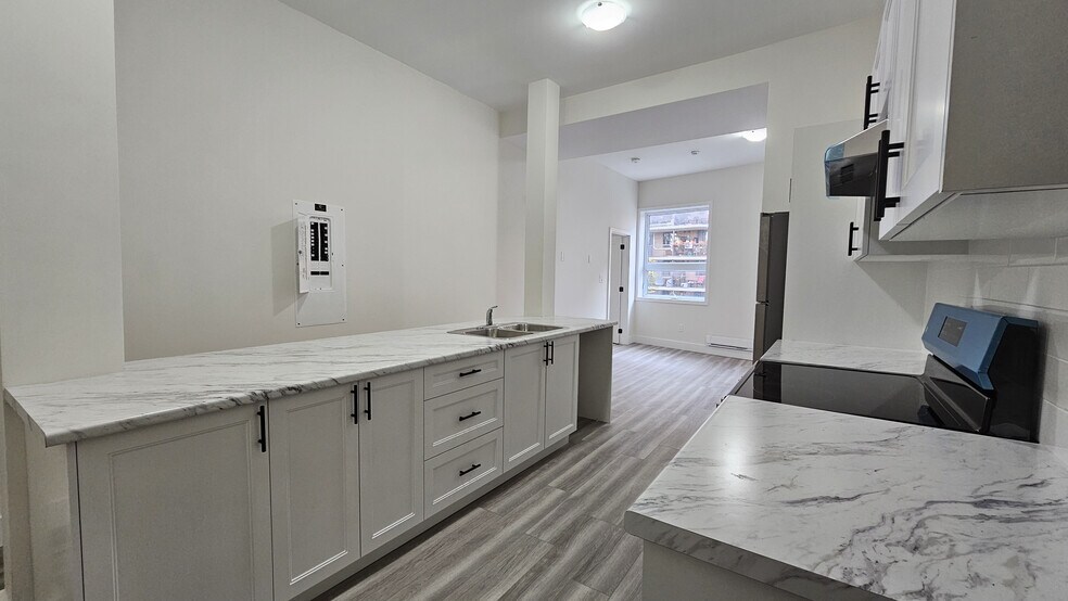 More Photos Of 363 Front St, Belleville Apartments For Sale