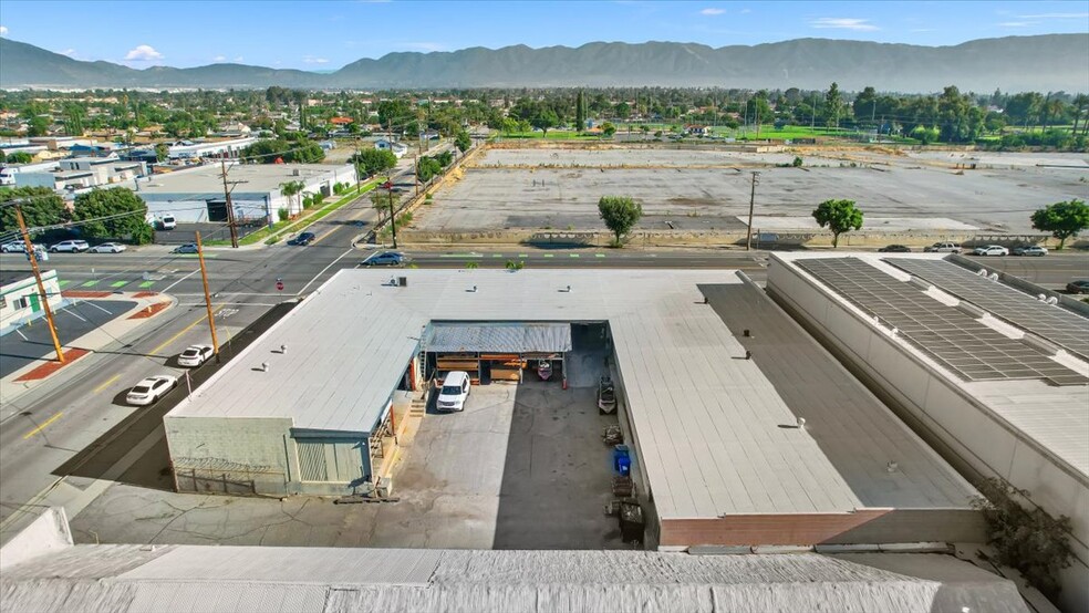 Primary Photo Of 491 W Rialto Ave, Rialto Manufacturing For Sale