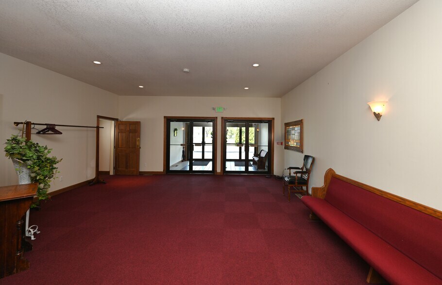 More Photos Of 77 E 50 N, Winamac Religious Facility For Sale