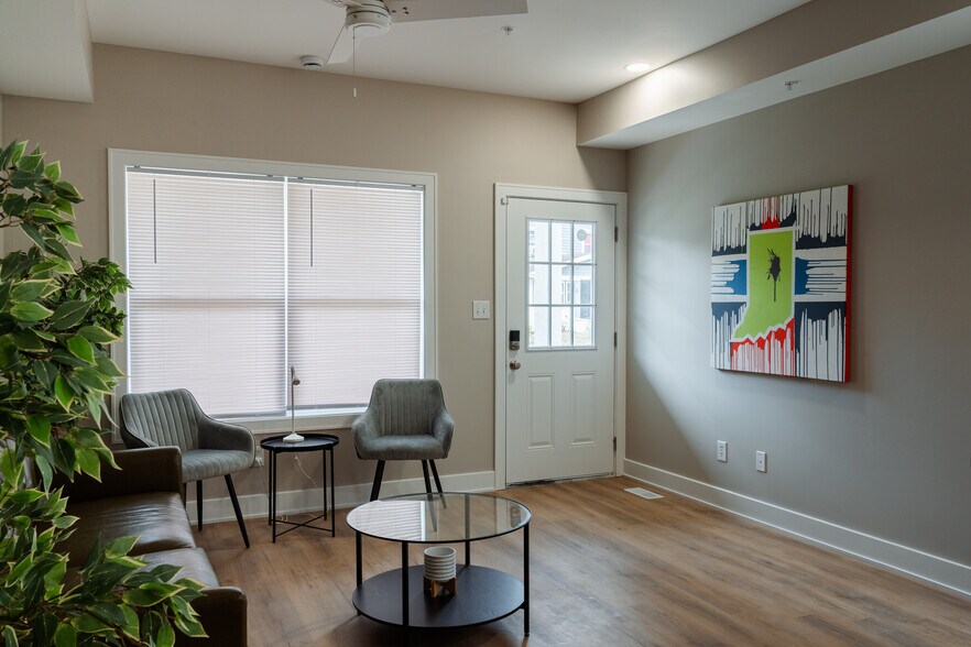 More Photos Of , Indianapolis Multifamily For Sale