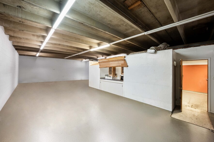 More Photos Of 1610 N Salem Ave, Pueblo Storefront Retail Residential For Lease