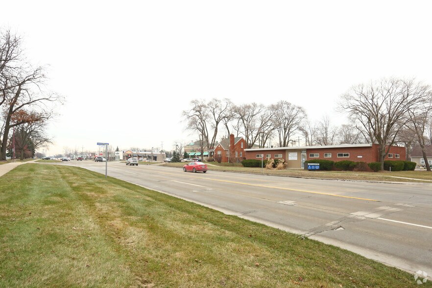 More Photos Of 35337 Warren Rd, Westland Medical For Sale