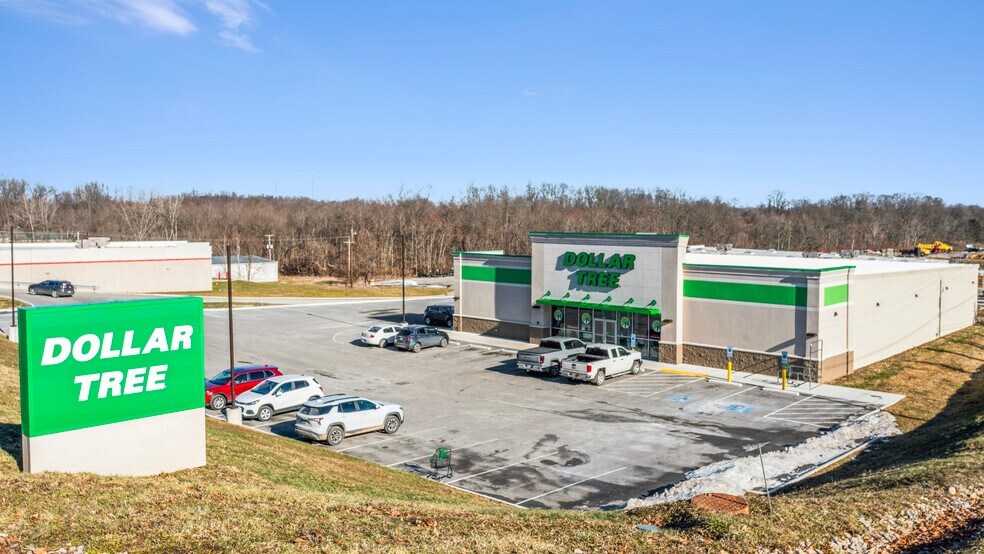 More Photos Of 701 Lincoln Ave, Cadiz Freestanding For Sale