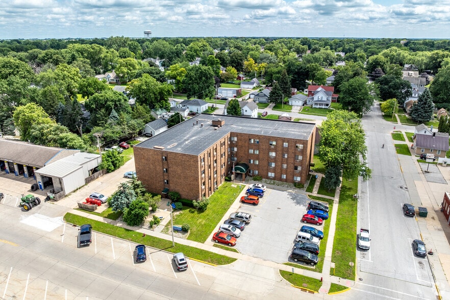 More Photos Of 1104 8th St, Boone Apartments For Sale